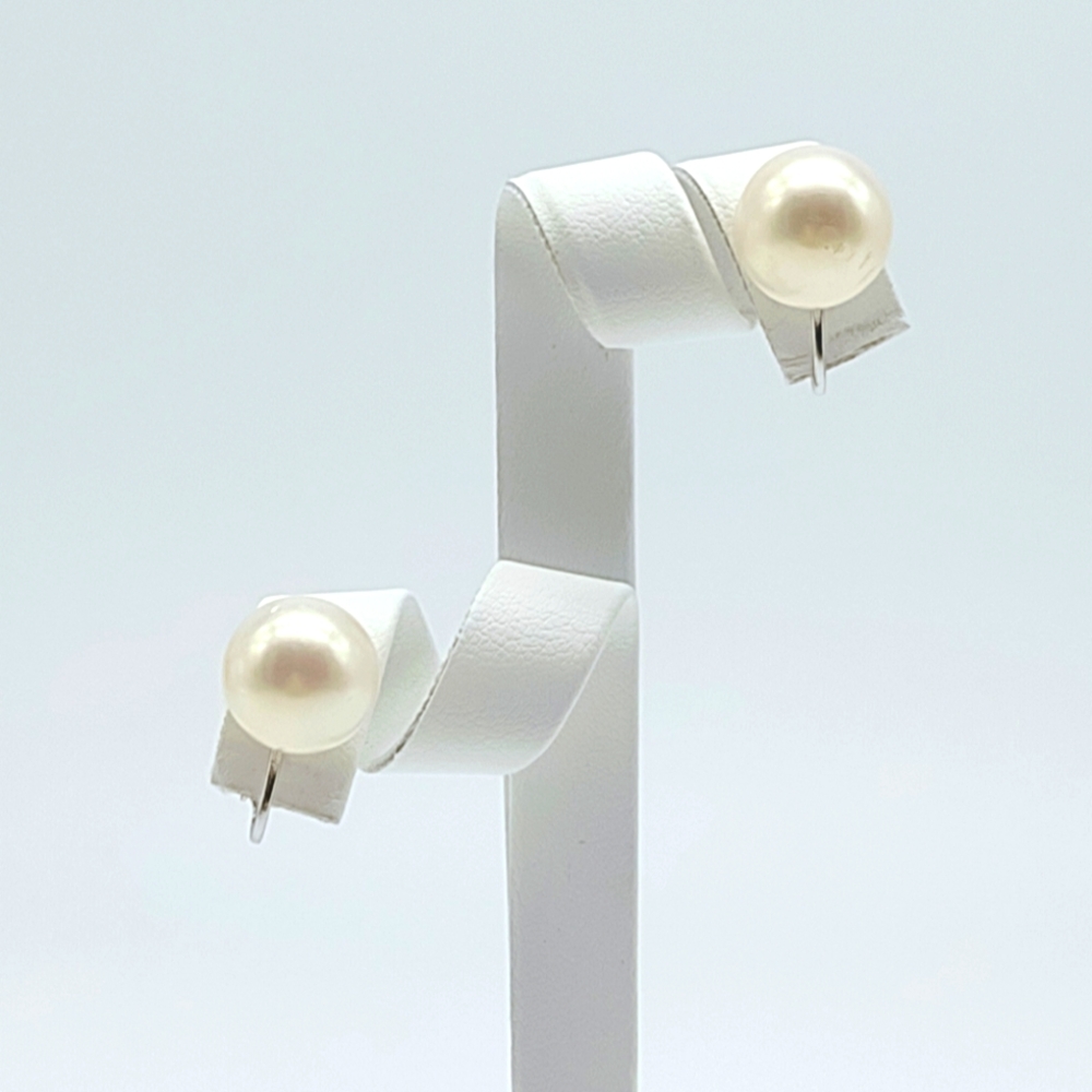 Vintage Marvella Oversized Pearl Clip On Screw Back Earrings